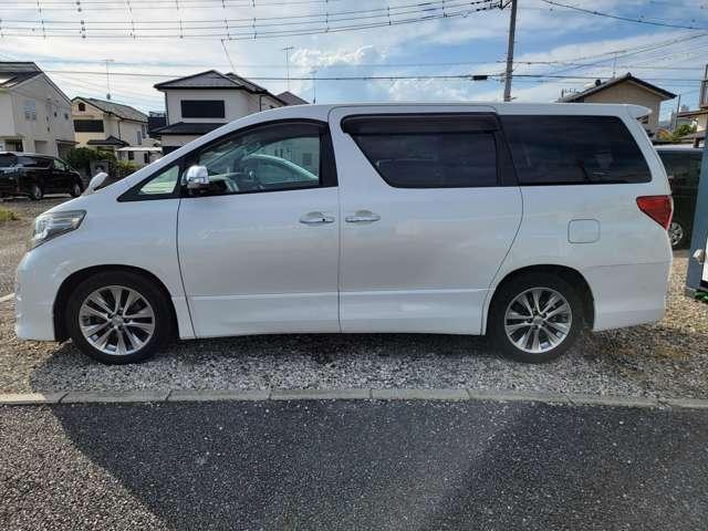 アルファード ２４０Ｓ　プライムセレクションＩＩ　タイプゴールド　両側パワースライドドア・リアモニター（8枚目）