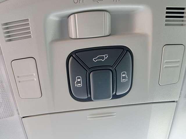 アルファード ２４０Ｓ　プライムセレクションＩＩ　タイプゴールド　両側パワースライドドア・リアモニター（20枚目）