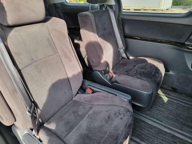 アルファード ２４０Ｓ　プライムセレクションＩＩ　タイプゴールド　両側パワースライドドア・リアモニター（21枚目）