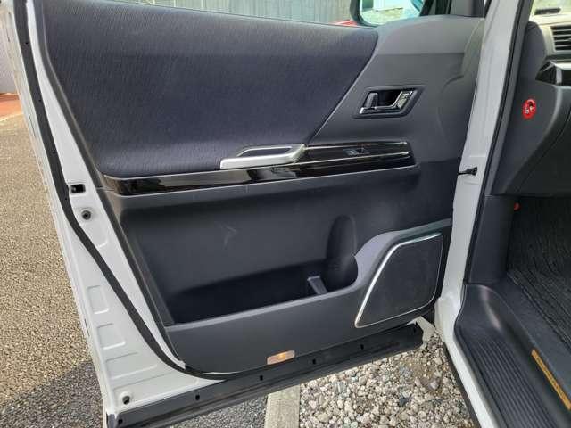 アルファード ２４０Ｓ　プライムセレクションＩＩ　タイプゴールド　両側パワースライドドア・リアモニター（28枚目）