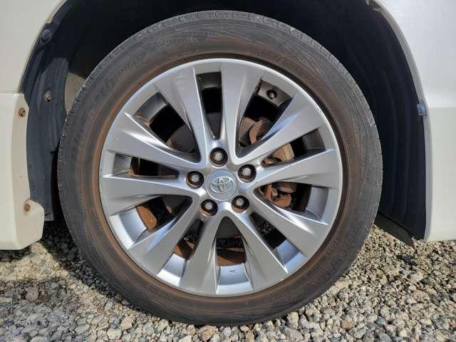 アルファード ２４０Ｓ　プライムセレクションＩＩ　タイプゴールド　両側パワースライドドア・リアモニター（32枚目）