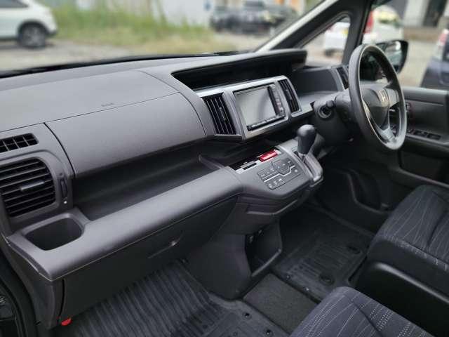 ステップワゴン Ｇ　Ｌパッケージ　両側パワースライドドア（35枚目）