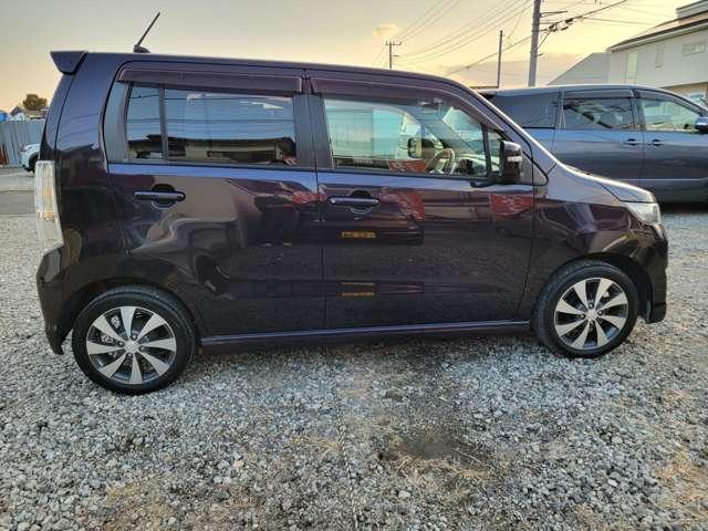 ワゴンＲ スティングレーリミテッドＩＩ　社外ナビ・バックカメラ・フルセグ・ＥＴＣ（4枚目）