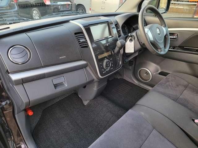 ワゴンＲ スティングレーリミテッドＩＩ　社外ナビ・バックカメラ・フルセグ・ＥＴＣ（29枚目）