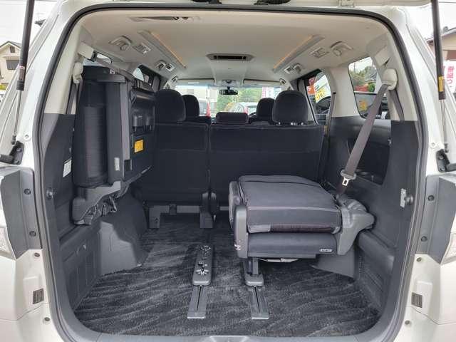 ヴェルファイア ２．４Ｚ　ワンオーナー・両側パワースライドドア（40枚目）