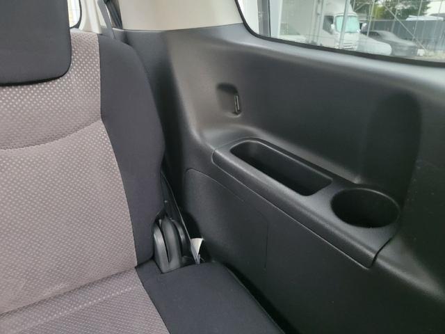 セレナ ライダー（18枚目）