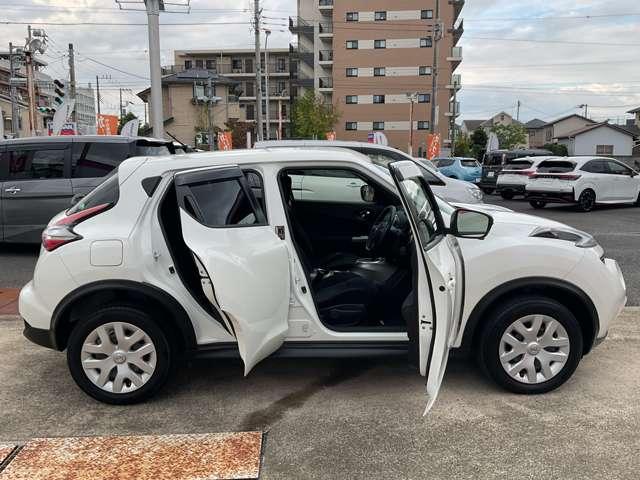 ジューク １．５　１５ＲＸ　※純正７インチナビ＋地デジ＋全周囲カメラ　イモビライザー　Ｗエアバッグ　定期点検記録簿　ＥＴＣ付　キーフリーシステム　ナビＴＶ　メモリーナビ　アラウンドビューモニター　パワーウィンドウ　パワーステアリング　ＡＢＳ　ドライブレコーダー　ワンセグ（18枚目）