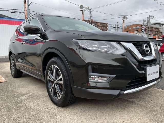 エクストレイル ２．０　２０Ｘｉ　２列車　４ＷＤ　※純正９インチナビ＋地デジ＋全周囲カメラ　セキュリティ　リアカメラ　追従クルーズ　ＬＥＤ　ドライブレコーダ　インテリジェントキー　ＬＤＷ　サイドカメラ　ＥＴＣ　Ａストップ　ＡＡＣ　ナビ＆ＴＶ　メモリーナビ　キーフリー　アルミホイール　ＡＢＳ（11枚目）