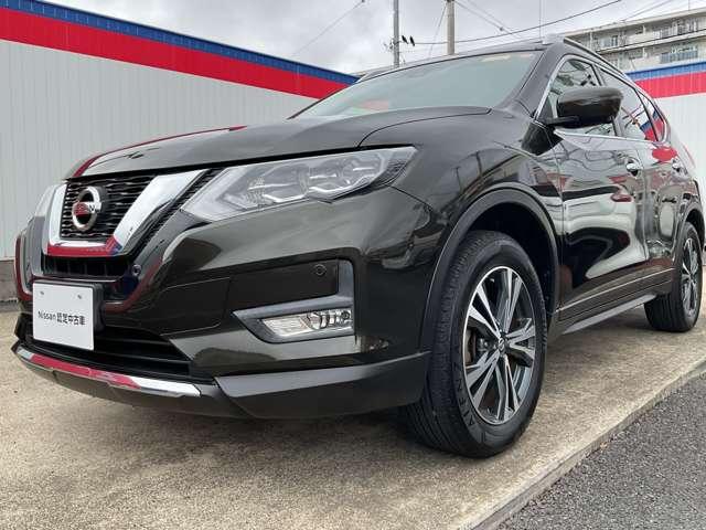 エクストレイル ２．０　２０Ｘｉ　２列車　４ＷＤ　※純正９インチナビ＋地デジ＋全周囲カメラ　セキュリティ　リアカメラ　追従クルーズ　ＬＥＤ　ドライブレコーダ　インテリジェントキー　ＬＤＷ　サイドカメラ　ＥＴＣ　Ａストップ　ＡＡＣ　ナビ＆ＴＶ　メモリーナビ　キーフリー　アルミホイール　ＡＢＳ（13枚目）