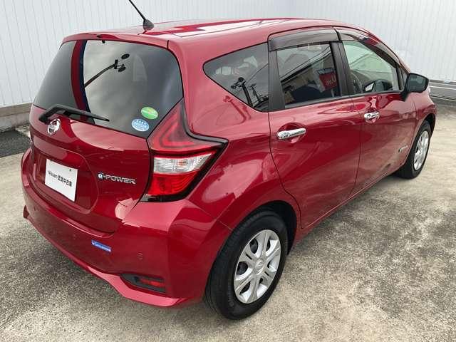 ノート 1.2 e-POWER X ※純正メモリーナビ+地デジ+全周囲カメラ 360°カメラ 記録簿付 Rカメラ 運転席助手席エアバック レーンキープ AUTOエアコン 盗難防止システム ナビTV サイドカメラ 運転席エアバッグ キーレスエントリー LEDヘッド ドラレコ(2枚目)