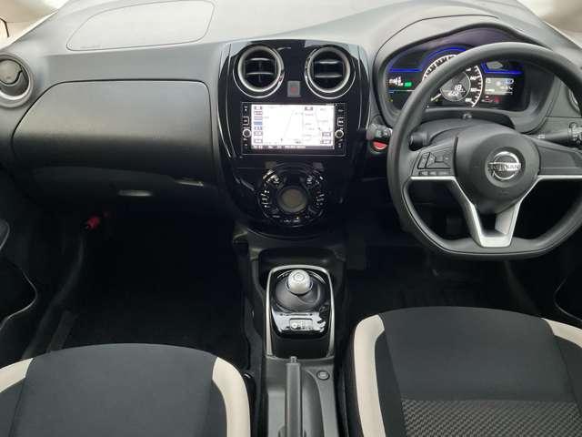 ノート 1.2 e-POWER X ※純正メモリーナビ+地デジ+全周囲カメラ 360°カメラ 記録簿付 Rカメラ 運転席助手席エアバック レーンキープ AUTOエアコン 盗難防止システム ナビTV サイドカメラ 運転席エアバッグ キーレスエントリー LEDヘッド ドラレコ(4枚目)