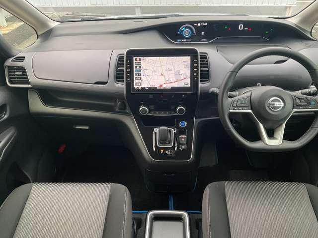 セレナ １．２　ｅ－ＰＯＷＥＲ　ハイウェイスター　Ｖ　３６０°カメラ　エマジェンシーブレーキ　スマキー　バックカメラ　ＬＥＤ　レーンアシスト　点検記録簿付　ＥＴＣ　ドラレコ　Ａストップ　イモビ　サイドカーテンエアバック　フルオートエアコン　アルミホイール（4枚目）