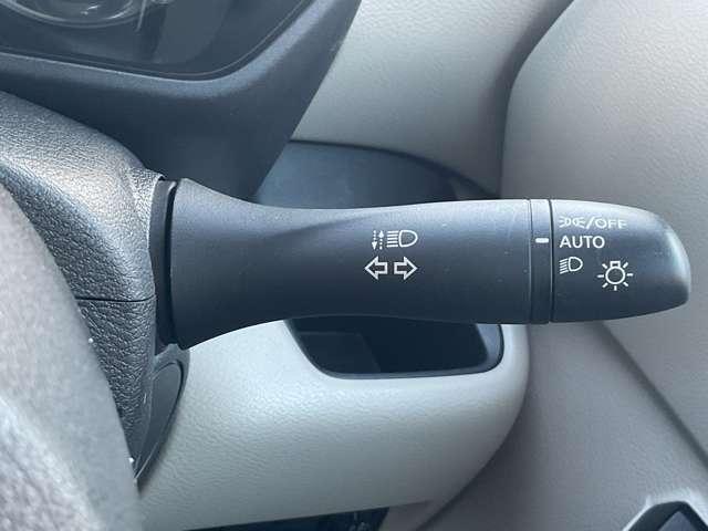 ルークス 660 X ※純正9インチナビ+地デジ+全周囲カメラ アラモニ 前後衝突軽減ブレーキ 車線逸脱防止 スマートキー 定期点検記録簿 キーフリー ドライブレコーダー i-stop フルオートエアコン パワーウインドウ バックカメラ 盗難防止 Wエアバック(11枚目)