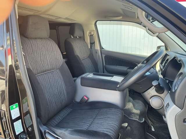 ＮＶ３５０キャラバンバン ２．５　プレミアムＧＸ　ロングボディ　ディーゼルターボ　※純正７インチナビ　＋地デジ　＋全周囲カメラ　インテリキー　運転席エアバック　ＬＥＤ　ＰＳ　ＰＷ　オートエアコン　バックモニター　点検記録簿　ＥＴＣ車載器　キーレス　ＡＢＳ　ドライブレコーダー　メモリーナビ　ワンセグ　ナビＴＶ　サイドカメラ（17枚目）