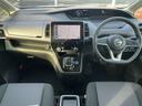 セレナ １．２　ｅ－ＰＯＷＥＲ　ＸＶ　バックビューモニター　全方位モニタ　両側パワースライドドア　クルーズコントロール　ＥＴＣ　スマートキー　ドライブレコーダー　アルミホイール　車線逸脱　盗難防止装置　キーレス　サイドカーテンエアバック（4枚目）