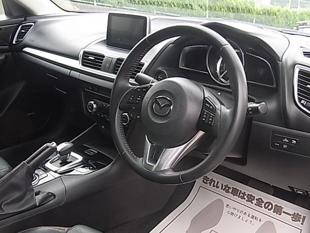 ハイブリッド-S Lパッケージ i-ACTIVSENSE装着車 ナビTV ETC バックカメラ DVD再生 BOSE アドバンストキー 黒本革シート シートヒーター 社外AW HID オートライト クルコン セキュリティー 1年保証(2枚目)
