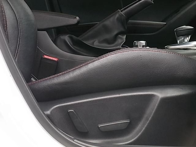 ハイブリッド-S Lパッケージ i-ACTIVSENSE装着車 ナビTV ETC バックカメラ DVD再生 BOSE アドバンストキー 黒本革シート シートヒーター 社外AW HID オートライト クルコン セキュリティー 1年保証(15枚目)