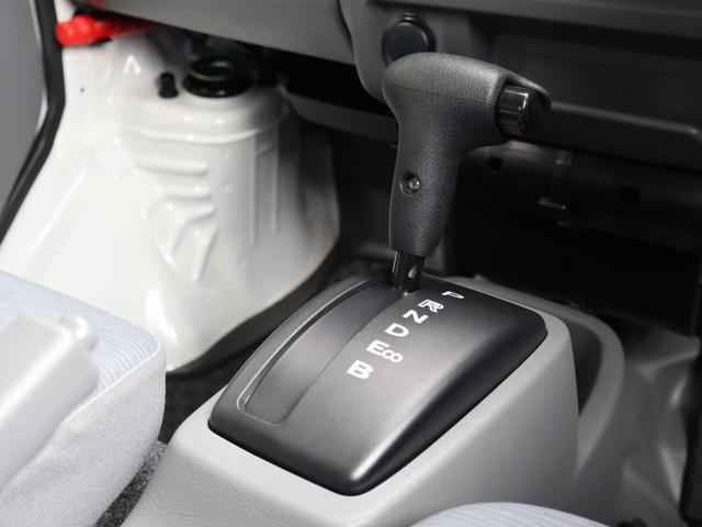 クリッパーＥＶ ４シーター　セットオプション装着車　新車保証継承渡し　１オーナー　禁煙　ＥＴＣ　ＵＳＢ充電ポート　キーレス　前席ヒーター　乗降グリップ　プライバシーガラス　オートライト　衝突軽減　急速充電機能付　充電ケーブル付属（7枚目）