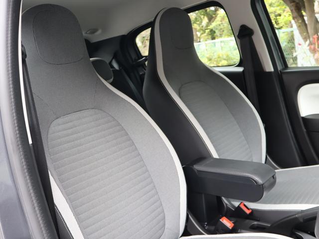 RENAULT TWINGO S LIMITEE