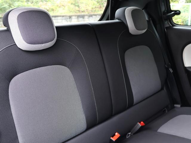 RENAULT TWINGO S LIMITEE