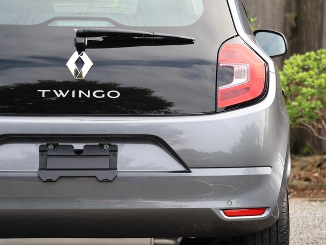 RENAULT TWINGO S LIMITEE