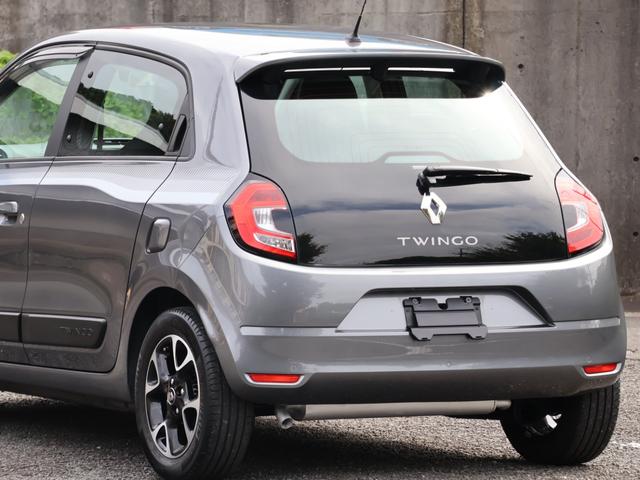RENAULT TWINGO S LIMITEE