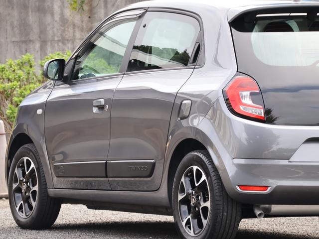 RENAULT TWINGO S LIMITEE