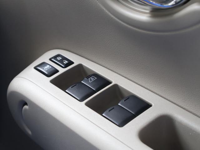 キューブ １５Ｘ　Ｖセレクション　後期型　ヴィンテージキャメルインテリア　禁煙車　ナビＴＶ　ＥＴＣ　Ｂカメラ　前後ドラレコ　ＵＳＢ＆Ｂｌｕｅｔｏｏｔｈ接続　ＤＶＤ再生　プラズマクラスター　プライバシーガラス　ＨＩＤ　フォグ　１年保証付（16枚目）