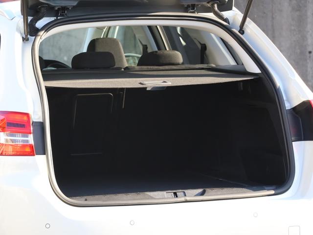 すべての展示車両に目が行き届くよう小規模にて営業を行っております♪当店は神奈川県内にて４０年以上の実績を誇るプロショップです！仕入れ〜仕上げまでの工程を１台１台、丁寧に行っております！！