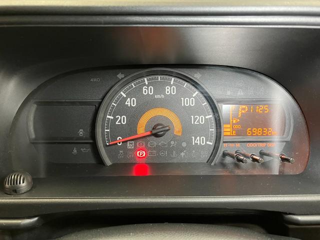 ハイゼットカーゴ DX サポカーSワイド適合 ETC ドラレコ Bカメラ エアコン アクセサリーソケット アイドリングストップ 光軸調整ダイヤル 横滑り防止機能 誤発進抑制機能 パワーウインドウ キーレス(15枚目)