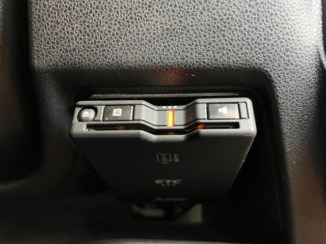 ハイゼットカーゴ DX サポカーSワイド適合 ETC ドラレコ Bカメラ エアコン アクセサリーソケット アイドリングストップ 光軸調整ダイヤル 横滑り防止機能 誤発進抑制機能 パワーウインドウ キーレス(18枚目)