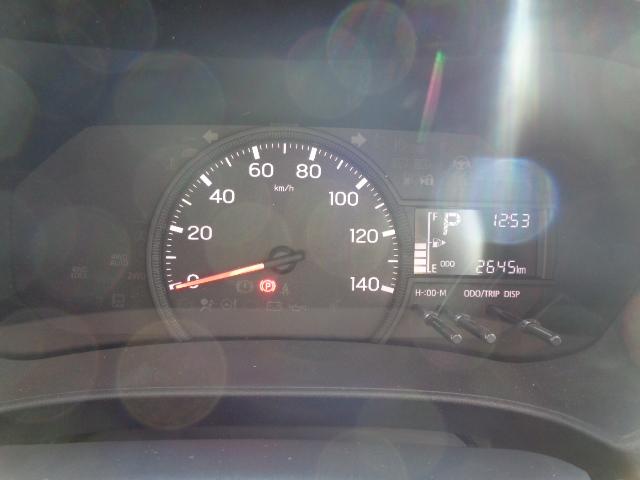 ハイゼットカーゴ ＤＸ　サポカーＳワイド適合　ラジオ　エアコン　アクセサリーソケット　コーナーセンサー　アイドリングストップ　光軸調整ダイヤル　横滑り防止機能　誤発進抑制機能　パワーウインドウ　キーレス（15枚目）