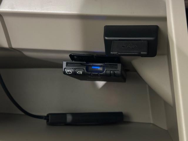 Ｎ－ＢＯＸ Ｇ・Ｌパッケージ　ＥＴＣ　バックカメラ　両側スライド・片側電動　ナビ　ＴＶ　スマートキー　アイドリングストップ　電動格納ミラー　ベンチシート　ＣＶＴ　ＡＢＳ　ＥＳＣ　ＣＤ　ＤＶＤ再生　パワーステアリング（28枚目）