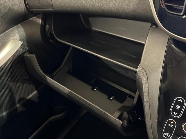 デイズルークス ハイウェイスター　Ｘ　ＥＴＣ　全周囲カメラ　両側スライド・片側電動　ナビ　ＴＶ　衝突被害軽減システム　ＨＩＤ　スマートキー　アイドリングストップ　電動格納ミラー　ベンチシート　ＣＶＴ　盗難防止システム　ＡＢＳ　ＥＳＣ　ＣＤ（30枚目）