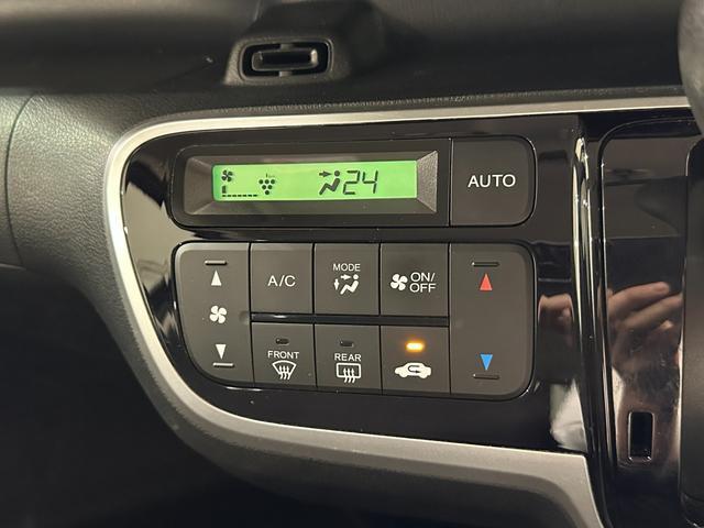 Ｎ－ＢＯＸ ２トーンカラースタイル　Ｇ・ターボＬパッケージ　ＥＴＣ　バックカメラ　両側スライド・片側電動　ナビ　ＴＶ　オートクルーズコントロール　スマートキー　アイドリングストップ　電動格納ミラー　ベンチシート　ＣＶＴ　ターボ　エアバッグ（11枚目）