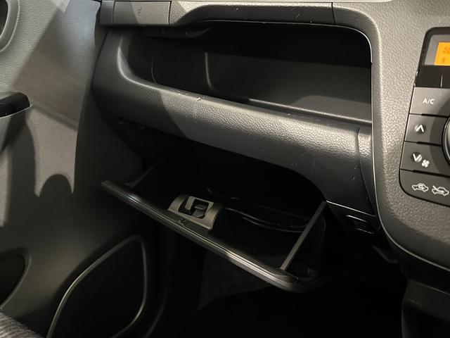 お近くの方はぜひご来店ください。試乗も可能ですので車の装備や状態をしっかりと確認頂けます。