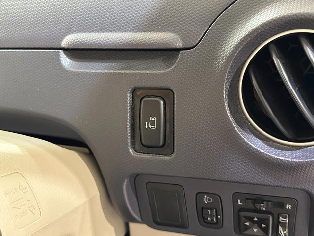 ｅＫワゴン ＧＳ　電動スライドドア　キーレスエントリー　電動格納ミラー　ベンチシート　ＡＴ　ＡＢＳ　ＣＤ　ＭＤ　衝突安全ボディ　エアコン　パワーステアリング　ＡＢＳ　パワーウインドウ　エアバッグ（4枚目）