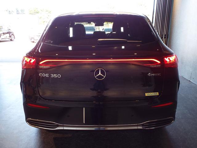 ＥＱＥ ＳＵＶ ＥＱＥ３５０　４マチック　ＳＵＶローンチエディション　ＥＱＥ３５０　４マチック　ＳＵＶローンチエディション（５名）黒本革　Ｗサンルーフ　３６０度カメラ　ヘッドアップディスプレイＥＴＣ２．０　ＡＩ機能　レーダークルーズ　キープレーン　自動駐車支援（5枚目）