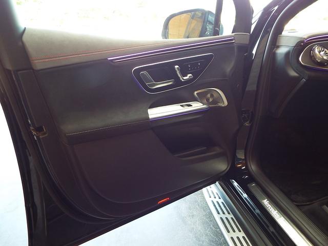 ＥＱＥ ＳＵＶ ＥＱＥ３５０　４マチック　ＳＵＶローンチエディション　ＥＱＥ３５０　４マチック　ＳＵＶローンチエディション（５名）黒本革　Ｗサンルーフ　３６０度カメラ　ヘッドアップディスプレイＥＴＣ２．０　ＡＩ機能　レーダークルーズ　キープレーン　自動駐車支援（23枚目）