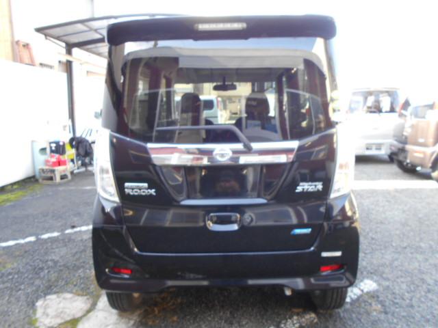 デイズルークス ハイウェイスター　Ｘ　アラウンドビューモニター／ナビＴＶ／バックカメラ／左電動スライドドア／ＥＴＣ／プッシュスタート／純正アルミホイール（17枚目）