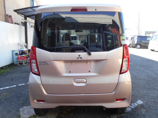 eKスペース E キーレスエントリー/純正CDステレオ/アイドリングストップ/ドアバイザー/リヤフルフラットシート(17枚目)