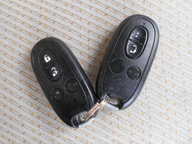 スペーシア Ｘ　衝突被害軽減ブレーキ／ケンウッドナビＴＶ／両側電動スライドドア／ＥＴＣ／プッシュスタート／スマートキー（38枚目）