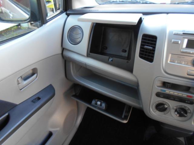 ワゴンＲ ＦＸ　純正ＣＤステレオ／キーレスエントリー／アルミホイール／ドアバイザー／リヤフルフラットシート（36枚目）