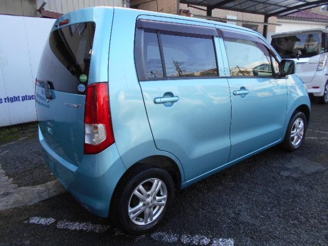 ワゴンＲ ＦＸ　純正ＣＤステレオ／キーレスエントリー／社外アルミホイール／ドアバイザー／リヤフルフラットシート（19枚目）