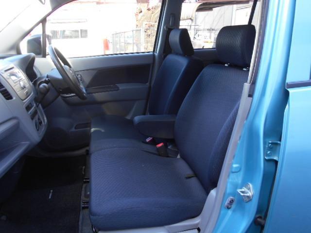 ワゴンＲ ＦＸ　純正ＣＤステレオ／キーレスエントリー／社外アルミホイール／ドアバイザー／リヤフルフラットシート（30枚目）