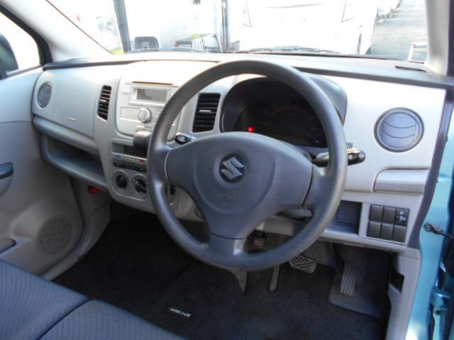 ワゴンＲ ＦＸ　純正ＣＤステレオ／キーレスエントリー／社外アルミホイール／ドアバイザー／リヤフルフラットシート（32枚目）