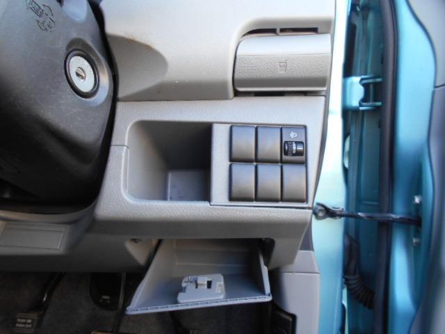ワゴンＲ ＦＸ　純正ＣＤステレオ／キーレスエントリー／社外アルミホイール／ドアバイザー／リヤフルフラットシート（40枚目）