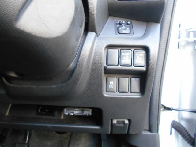 ｅＫスペースカスタム カスタムＴ　ターボ／両側電動スライドドア／バックカメラ／ＥＴＣ／プッシュスタート／ＨＩＤライト／ケンウッドステレオ／純正アルミホイール（40枚目）