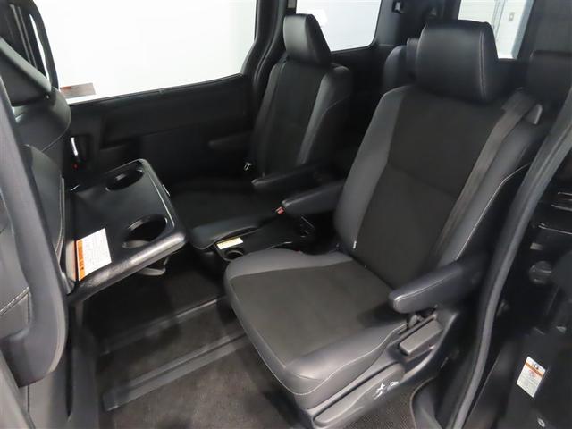 ノア ハイブリッドＳｉ　ダブルバイビーＩＩＩ　トヨタ認定中古車　自動（衝突被害軽減）ブレーキ　インテリジェントクリアランスソナー　純正９インチ地デジナビ　ＣＤ／ＤＶＤ再生機能　１２インチ後席モニター　シートヒータ　両側電動スライドドア　禁煙車（12枚目）