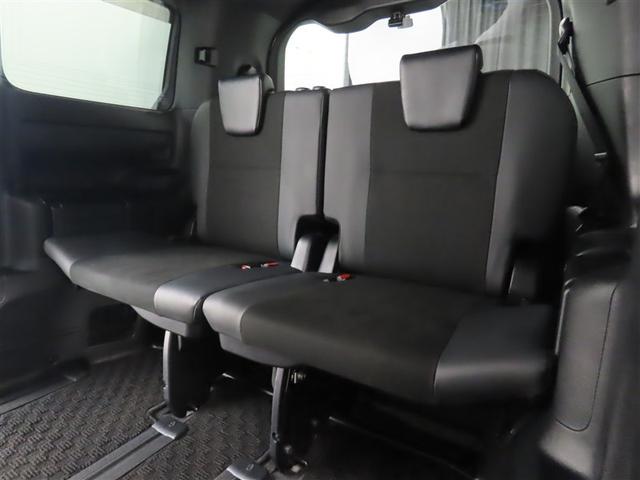 ノア ハイブリッドＳｉ　ダブルバイビーＩＩＩ　トヨタ認定中古車　自動（衝突被害軽減）ブレーキ　インテリジェントクリアランスソナー　純正９インチ地デジナビ　ＣＤ／ＤＶＤ再生機能　１２インチ後席モニター　シートヒータ　両側電動スライドドア　禁煙車（13枚目）